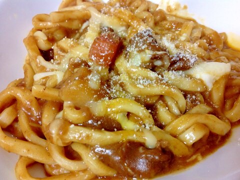 残りカレーで☆チーズと卵でとろとろ焼きカレーうどん